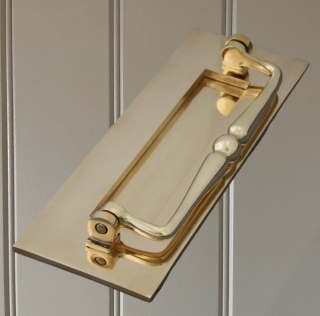 Traditional Letterbox With Clapper - Brass